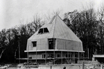 Tijdens de bouw.
<br/>
Beeldbank - Noord-Hollands Archief, 1921